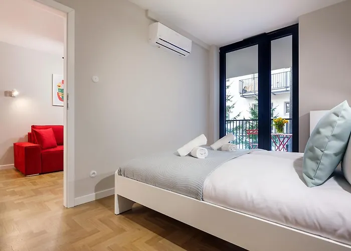 Tyzenhauz Vistula With Parking